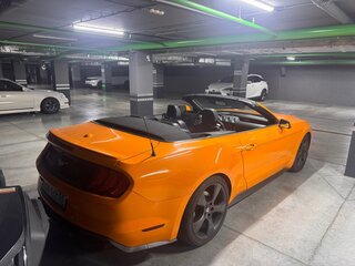 2017 Ford Mustang VI, жёлтый, 2500000 рублей, вид 2