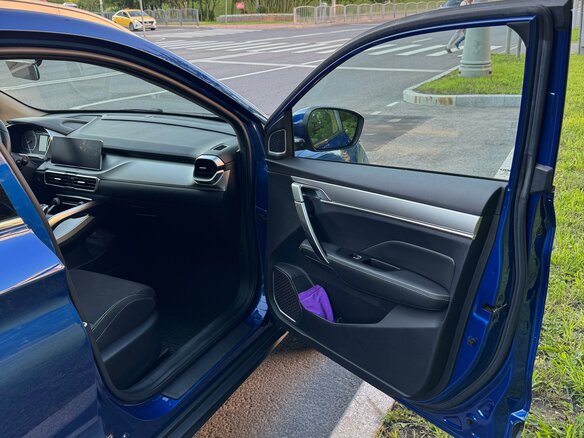 2021 Geely Coolray I, синий, 2200000 рублей - вид 34