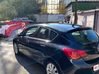 2011 Opel Astra J, чёрный, 749000 рублей, вид 3