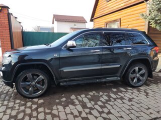 2012 Jeep Grand Cherokee IV (WK2), чёрный, 2500000 рублей, вид 3
