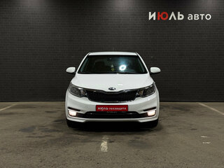 2016 Kia Rio III Рестайлинг, белый, 990000 рублей, вид 2