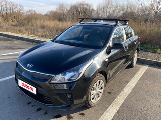 2018 Kia Rio IV, чёрный, 1250000 рублей, вид 3