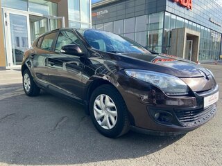 2014 Renault Megane III Рестайлинг, коричневый, 770000 рублей, вид 2