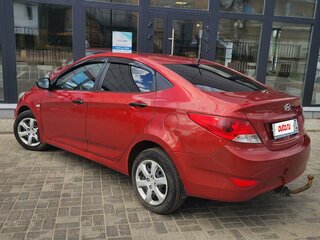 2012 Hyundai Solaris I, красный, 450000 рублей, вид 3