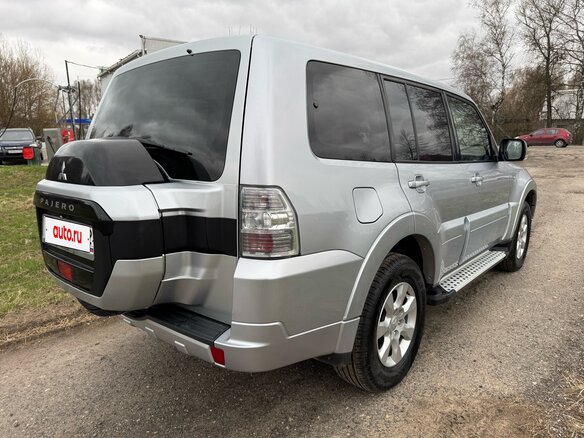 2015 Mitsubishi Pajero IV Рестайлинг 2, серебристый, 2999999 рублей - вид 6