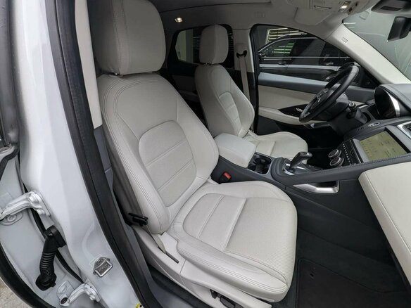 2020 Jaguar E-Pace I, белый, 2699000 рублей - вид 13