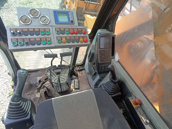 2014 Bauer Буровые установки, жёлтый, 22500000 рублей - вид 15
