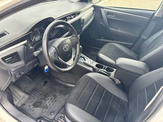2013 Toyota Corolla XI (E160, E170, E180), белый, 1050000 рублей, вид 5