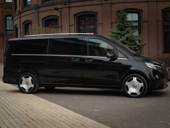 2026 Mercedes-Benz V-Класс Extra Long 300 d экстра длинный III (W447) Рестайлинг 2, чёрный, 49900000 рублей - вид 2