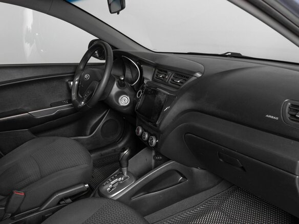 2015 Kia Rio III Рестайлинг, голубой, 899000 рублей - вид 6