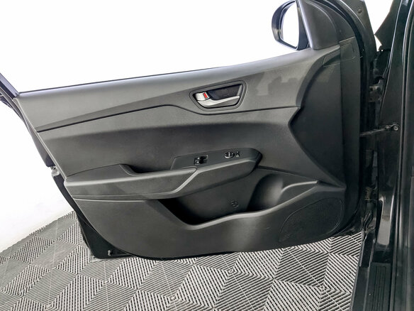 2017 Hyundai Solaris II, чёрный - вид 18
