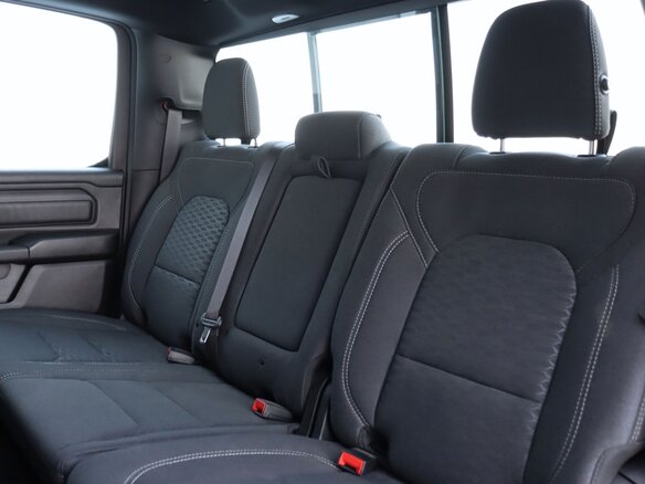 2026 Ram 1500 Crew Cab V Рестайлинг, чёрный, 9460000 рублей - вид 35