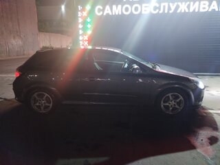 2010 Opel Astra GTC H Рестайлинг, серый, 400000 рублей, вид 3