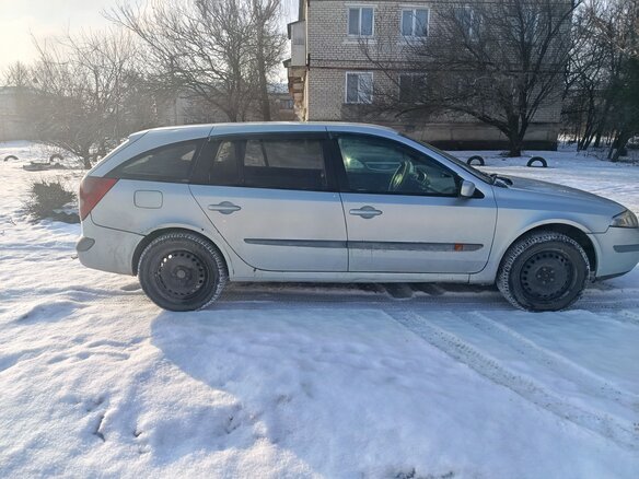 2003 Renault Laguna II, серебристый, 320000 рублей - вид 1