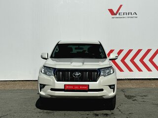 2021 Toyota Land Cruiser Prado 150 Series Рестайлинг 3, белый, 5400000 рублей, вид 4