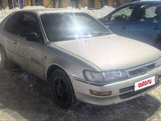 1996 Toyota Corolla VII (E100), серебристый, 180000 рублей, вид 2