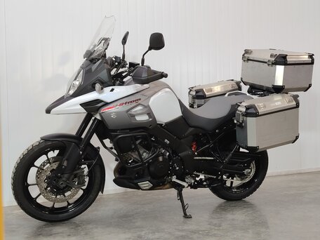 2017 Suzuki V-Strom 1000, белый, 779000 рублей, вид 4