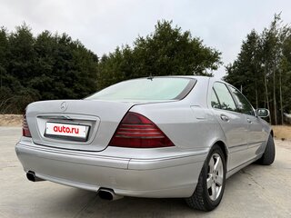 2001 Mercedes-Benz S-Класс 320 IV (W220), серебристый, 1000000 рублей, вид 4