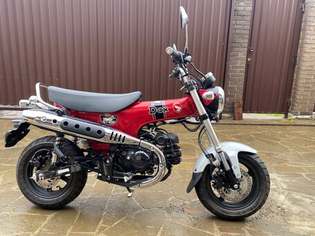 2021 Honda Dax, красный, 372000 рублей, вид 2