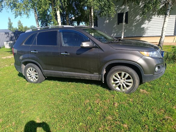2011 Kia Sorento II, коричневый - вид 4