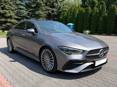 2023 Mercedes-Benz CLA 180 II (C118, X118) Рестайлинг, серый, 3200000 рублей, вид 1
