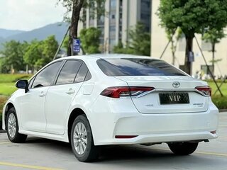 2022 Toyota Corolla XII (E210), белый, 1170000 рублей, вид 4