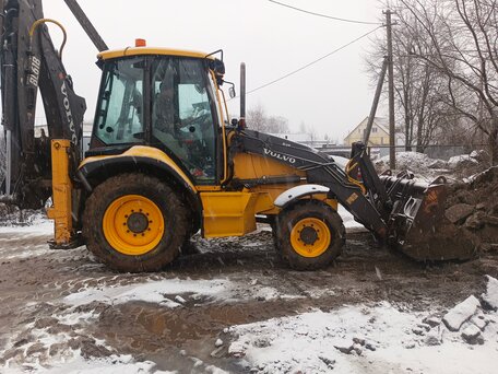 2013 Volvo BL, жёлтый, 5350000 рублей, вид 3