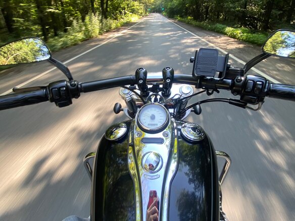 2011 Harley-Davidson Dyna Wide Glide, чёрный, 960000 рублей - вид 12