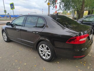 2013 Skoda Superb II Рестайлинг, коричневый, 1425000 рублей, вид 3