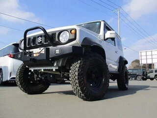 2023 Suzuki Jimny Sierra IV, белый, 1630007 рублей, вид 1