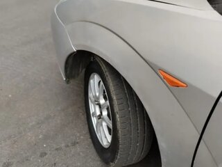 2001 Ford Focus I Рестайлинг, серебристый, 230000 рублей, вид 5