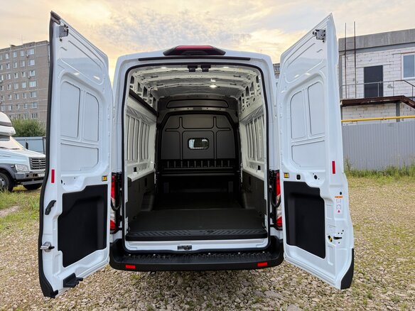 2025 Ford Transit, белый, 8750000 рублей - вид 11