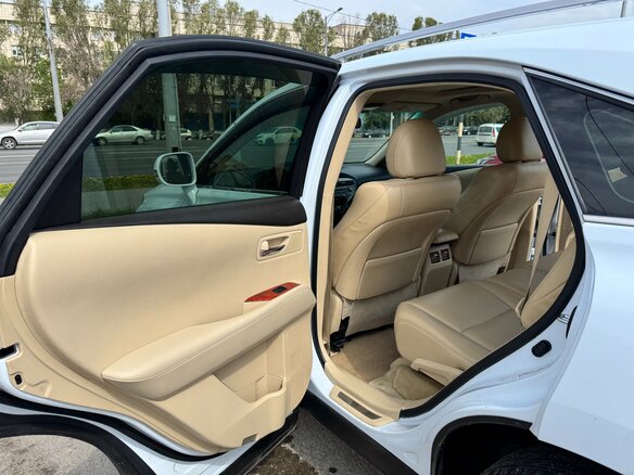 2010 Lexus RX 450h III, белый, 2050000 рублей - вид 13