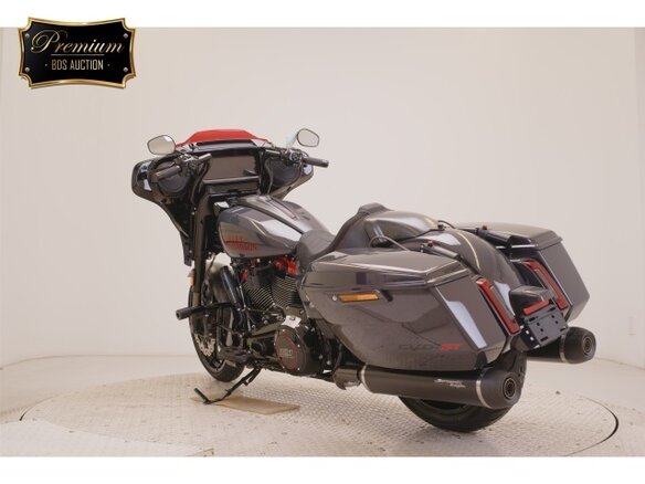 2026 Harley-Davidson CVO Street Glide ST, серый - вид 5