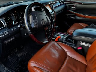 2013 Lexus LX 570 III Рестайлинг, чёрный, 4000000 рублей, вид 4