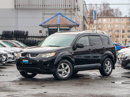 Mitsubishi Outlander II