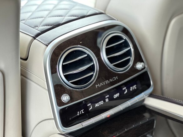 2015 Mercedes-Benz Maybach S-Класс 500 I (X222), чёрный, 4600000 рублей - вид 13