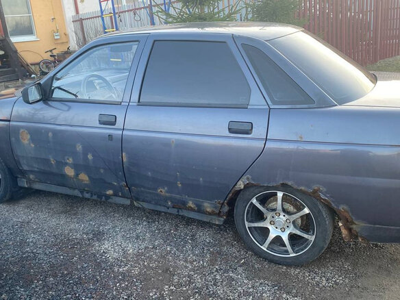 2001 Lada (ВАЗ) 2110, серебристый, 90000 рублей - вид 2
