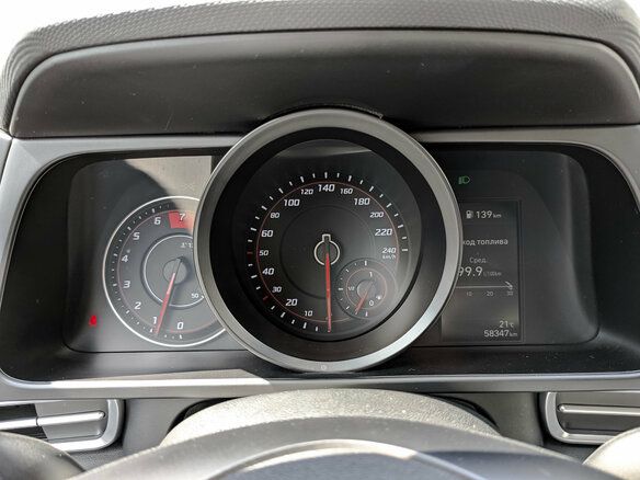 2022 Hyundai Elantra VII (CN7), зелёный, 1920000 рублей - вид 15