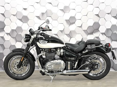 2023 Triumph Bonneville Speedmaster, чёрный, 1299000 рублей, вид 4