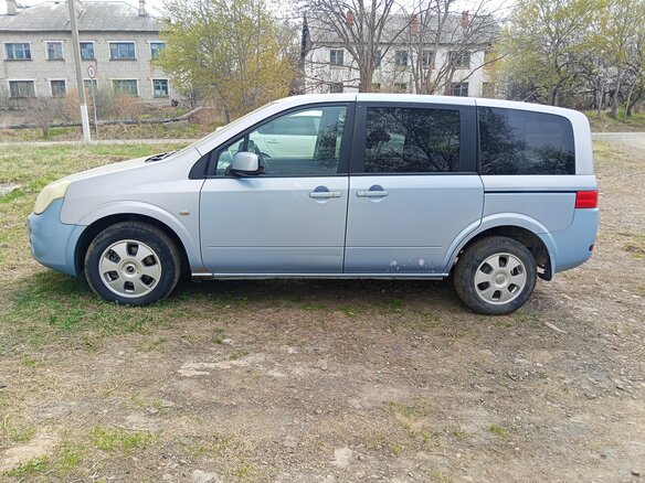2004 Nissan Lafesta I, голубой, 470000 рублей - вид 5