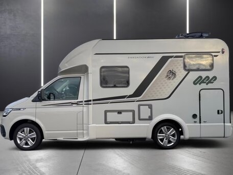 2023 Volkswagen Transporter, белый, 7200000 рублей, вид 3