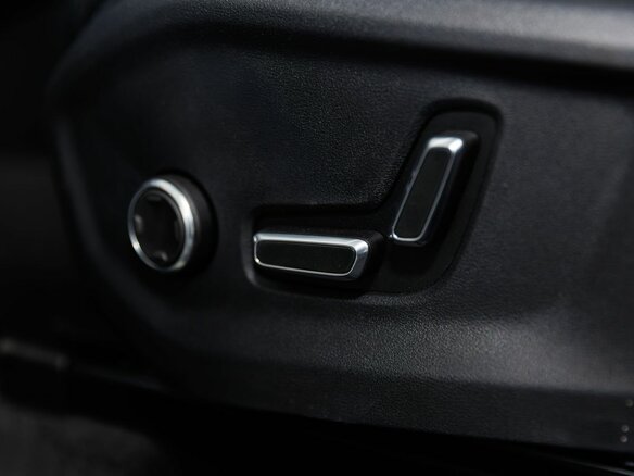 2026 Geely Monjaro I Рестайлинг, серый, 4954990 рублей - вид 20
