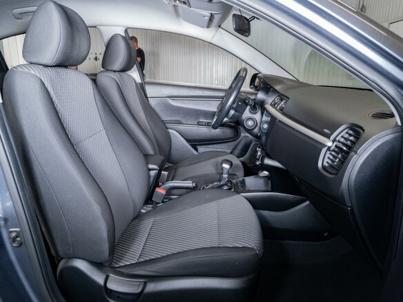 2019 Kia Rio IV, серый, 1520000 рублей - вид 7