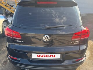 2014 Volkswagen Tiguan I Рестайлинг, чёрный, 2000000 рублей, вид 2