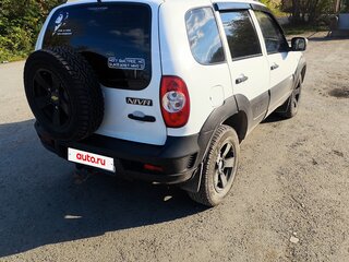 2014 Chevrolet Niva I Рестайлинг, белый, 650000 рублей, вид 4