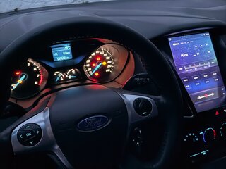 2012 Ford Focus III, белый, 800000 рублей, вид 3