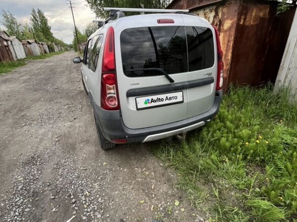 2019 Lada (ВАЗ) Largus Cross I, серебристый, 900000 рублей - вид 3