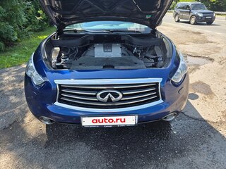 2017 Infiniti QX70, синий, 2600000 рублей, вид 2
