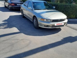 2001 Mitsubishi Galant VIII Рестайлинг, золотистый, 200000 рублей, вид 2